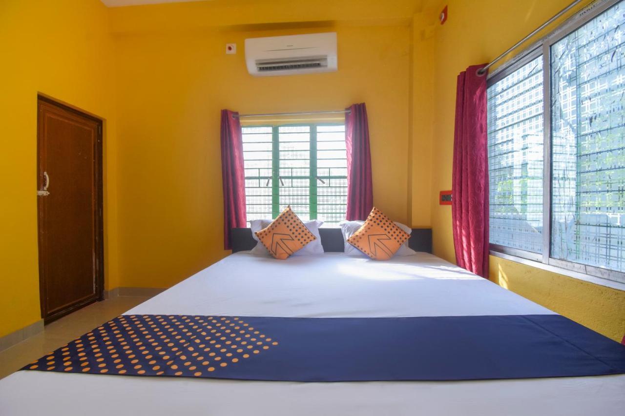 Spot On 75786 Urban Village Kolkata Bagian luar foto