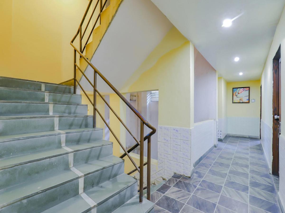 Spot On 75786 Urban Village Kolkata Bagian luar foto